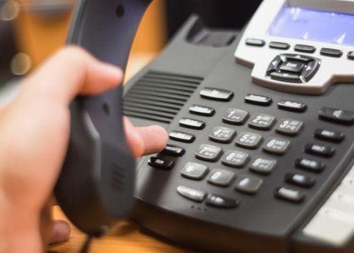 dialing on desktop ip phone