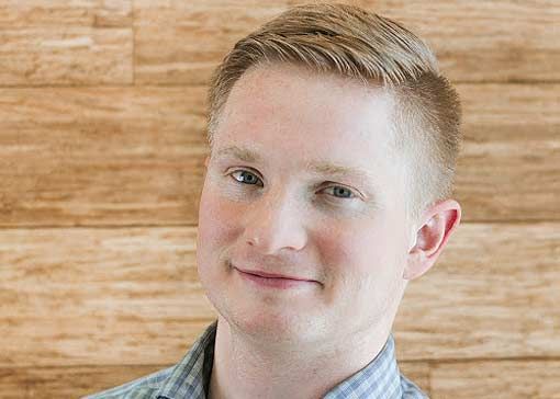 Sterling Snow, the Marketing Communications Director at Jive, believes that Jive’s cloud multi-tenant solution allows them to easily address the cloud migration across different business sizes. sterling snow marketing communications director Jive